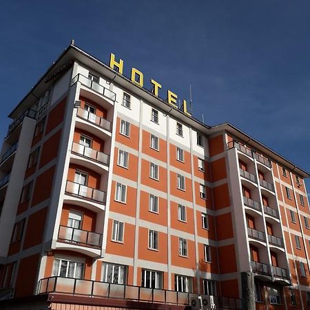 Hotel Roncobilaccio Roncobillaccio Exterior photo